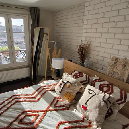 Austerlitz Cocoon Apartment *